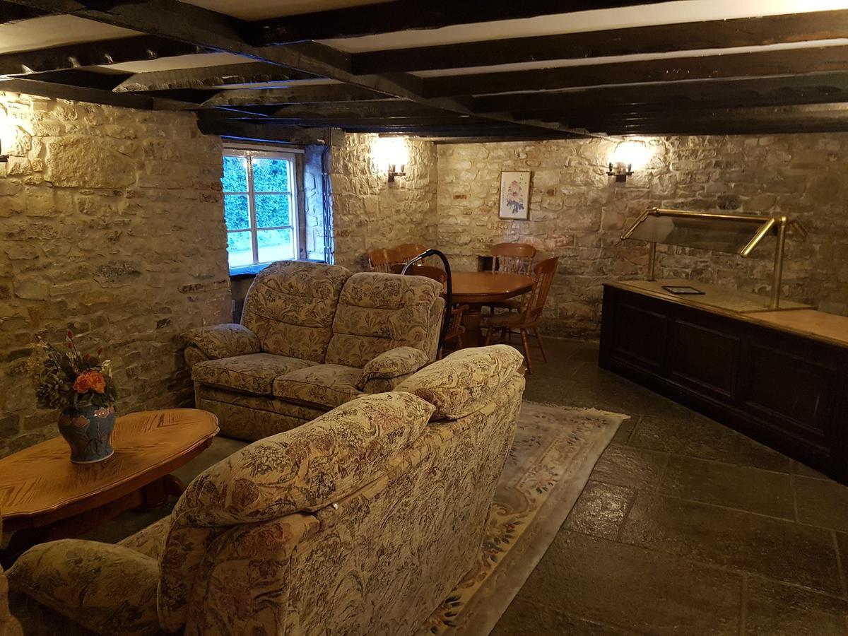 The Marston Inn Йеавил Экстерьер фото